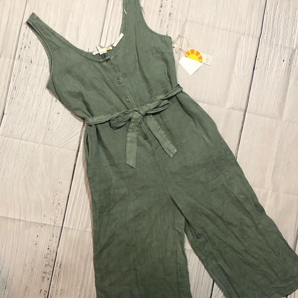 Nwt C&C Jumpsuit Xsmall - image 1